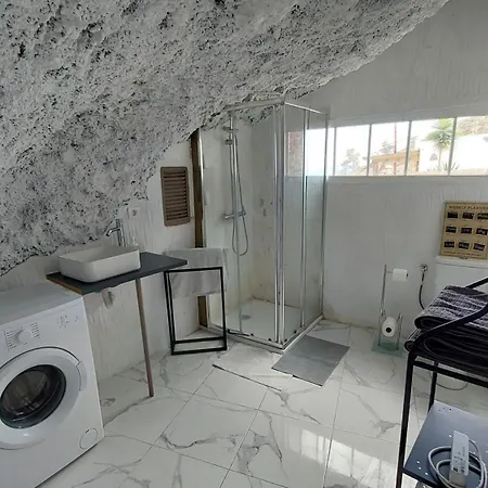 Holiday home New Cave With Pool View And Garden *